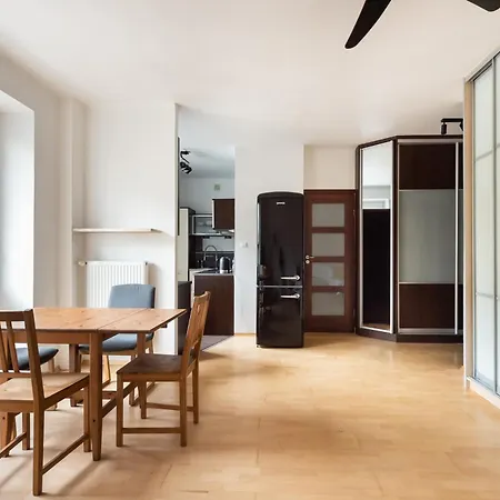 Διαμέρισμα Metro Ratusz Arsenal Comfort Βαρσοβία